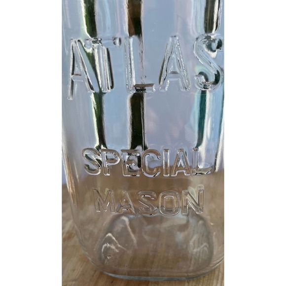 Vintage Atlas Special Mason Half Gallon Glass Jar with New Twist on Lid - Picture 3 of 10